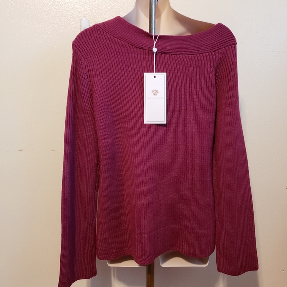 Vanessa Williams NWT ribbed sweater with asymmetrical neck and side slits - Picture 3 of 6